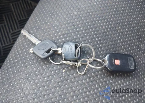 2005 Scion Xb из США, поврежденный, VIN JTLKT324654010862